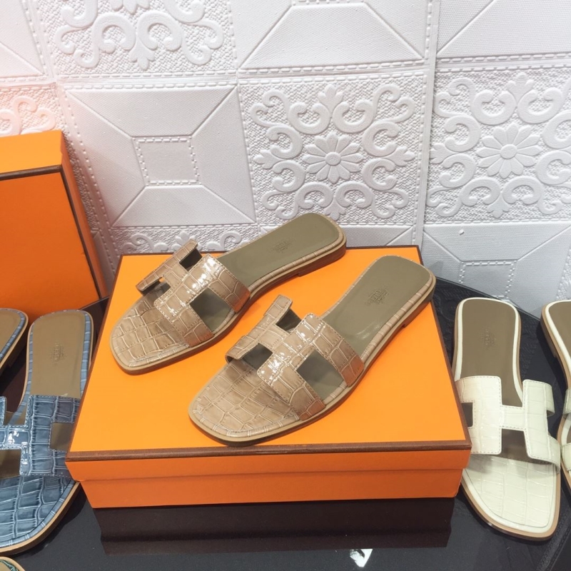 Hermes Slippers